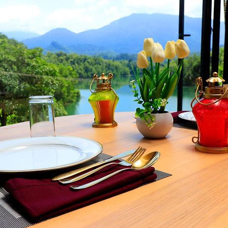 Serene Aqua Hills Kozhikode Hotel Mennanyam Exterior foto